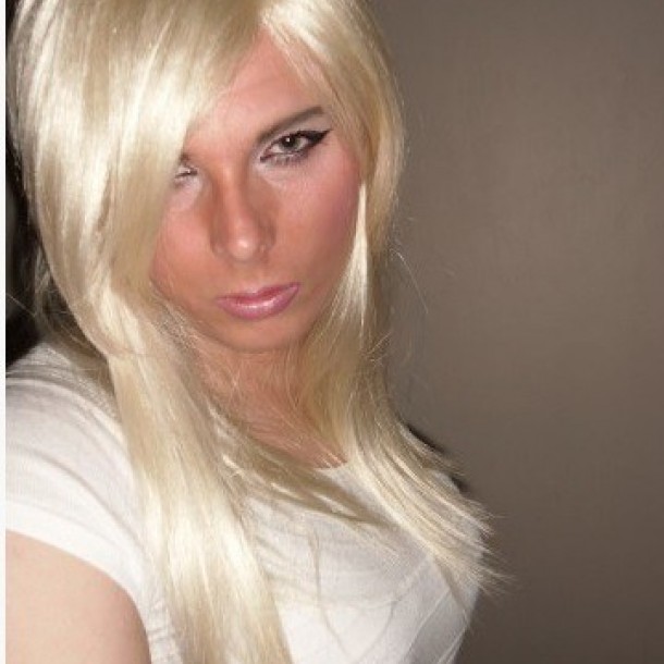 Homme travesti discret  pour plan cul régulier Chignin