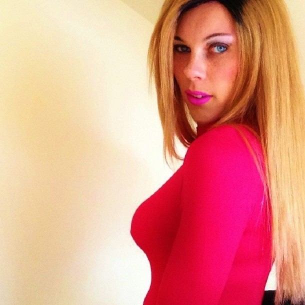 Travesti cherche racaille de banlieu Perret