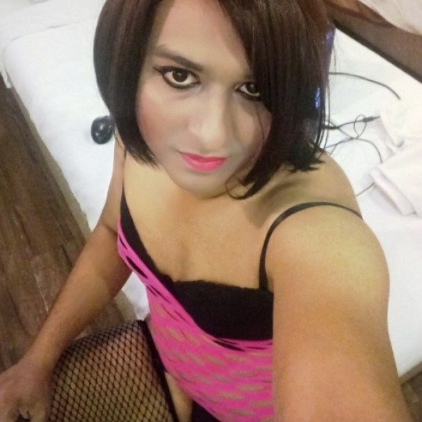 Plan cul hard avec transsexuelle super soumise  Rodon