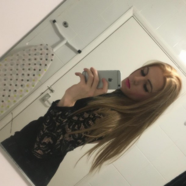 Travesti soumis  aimant sodo et gros calibre Seppois-le-Haut