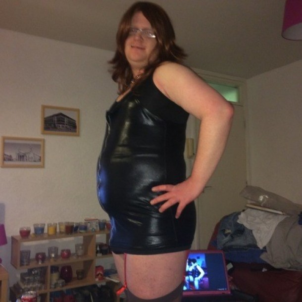 Trans enculeuse  cherche homme mûr ou couple Saint-Pere-en-Retz